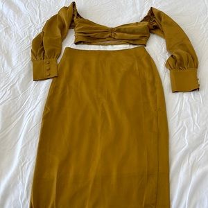 Vici Leah satin MIDI skirt - gold - small